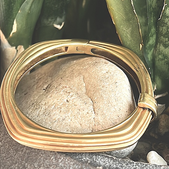 Slane and Slane 18k bracelet - Picture 9 of 13